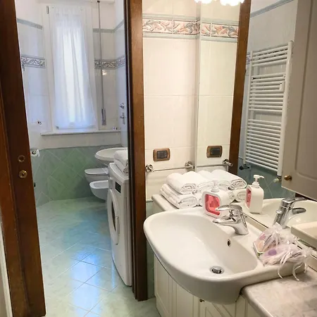 Grand Apartment *