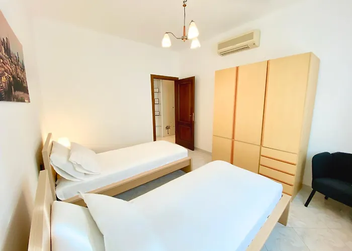 Grand Apartment *